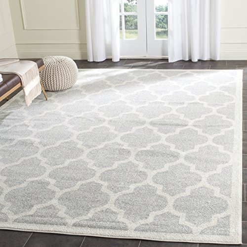 Safavieh Amherst Collection AMT420B Moroccan Geometric Area Rug, 12' x 18', Light Grey/Beige